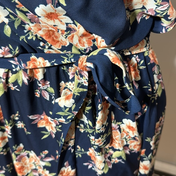 As U Wish Womens Large Short Sleeve Dress Elastic Waist with Belt Floral - Picture 4 of 12